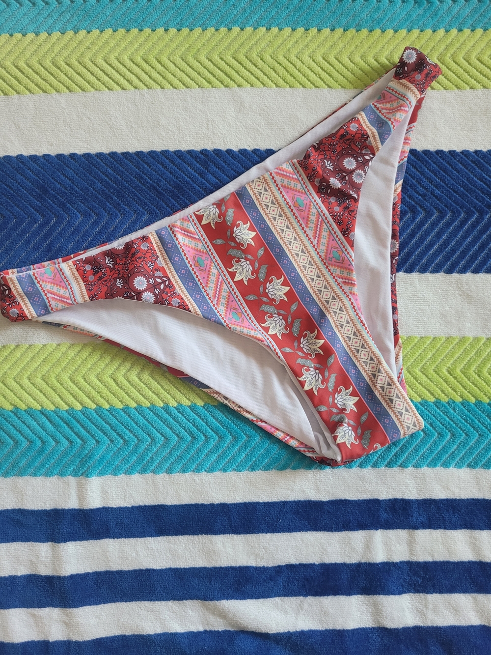 💗5/$25💗 Zaful Red Boho Floral Stripe Bikini Bottom